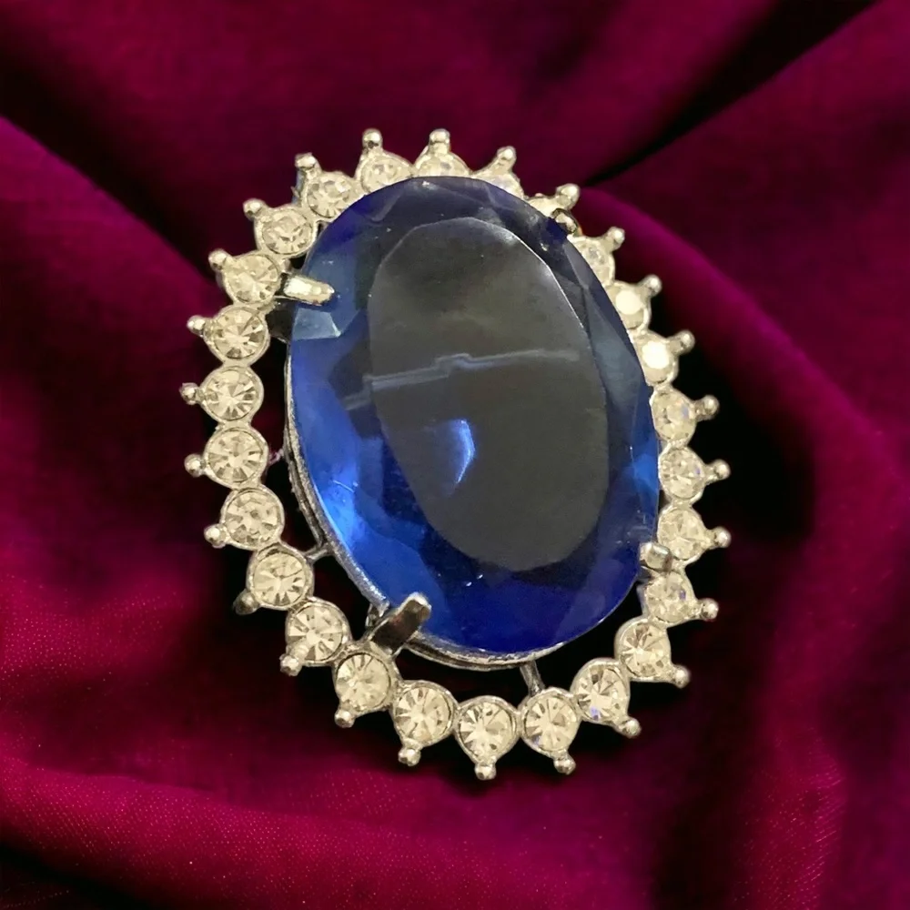 Blue Faceted Glass Pendant or Brooch Combo Silver Tone with Rhinestones - Picture 3 of 12